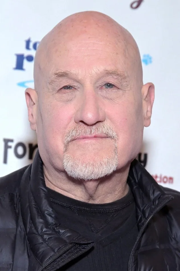 Mark Jones fotoğrafı