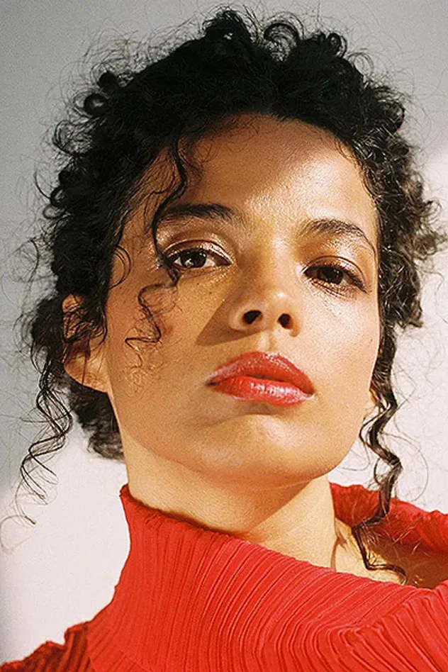 صورة الغلاف لـ Raquel Villar