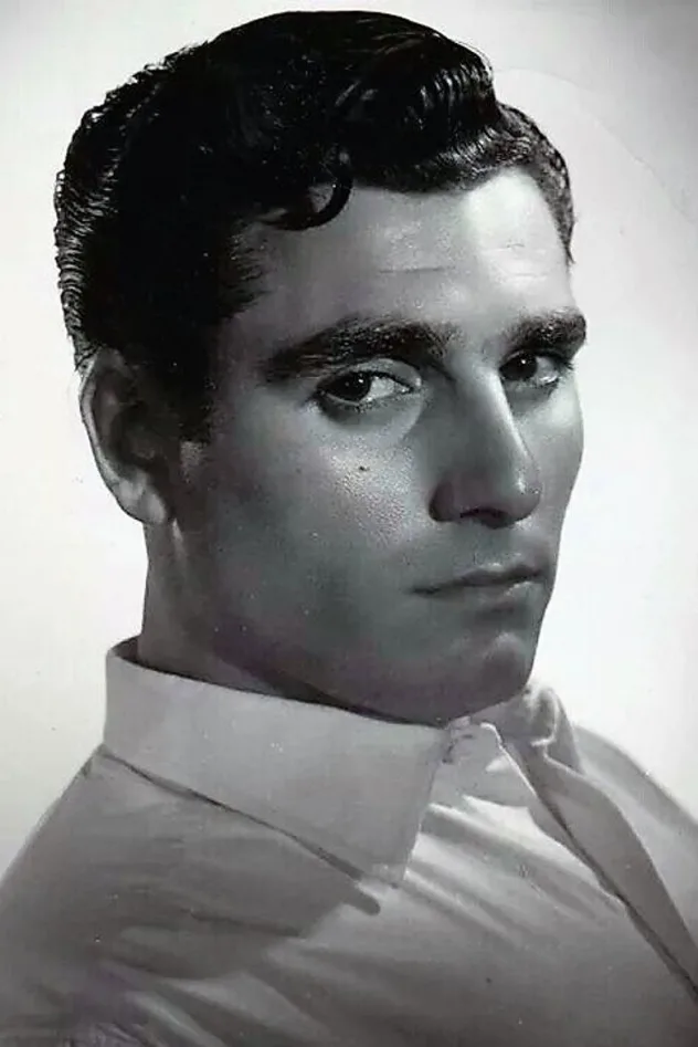 Aldo Monti fotoğrafı