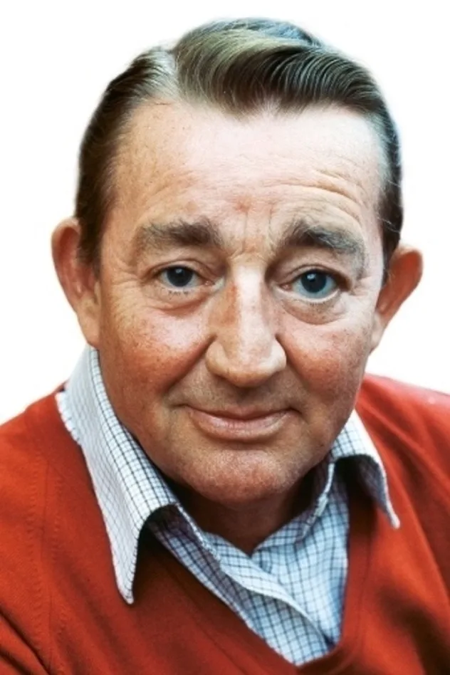 Buster Larsen fotoğrafı