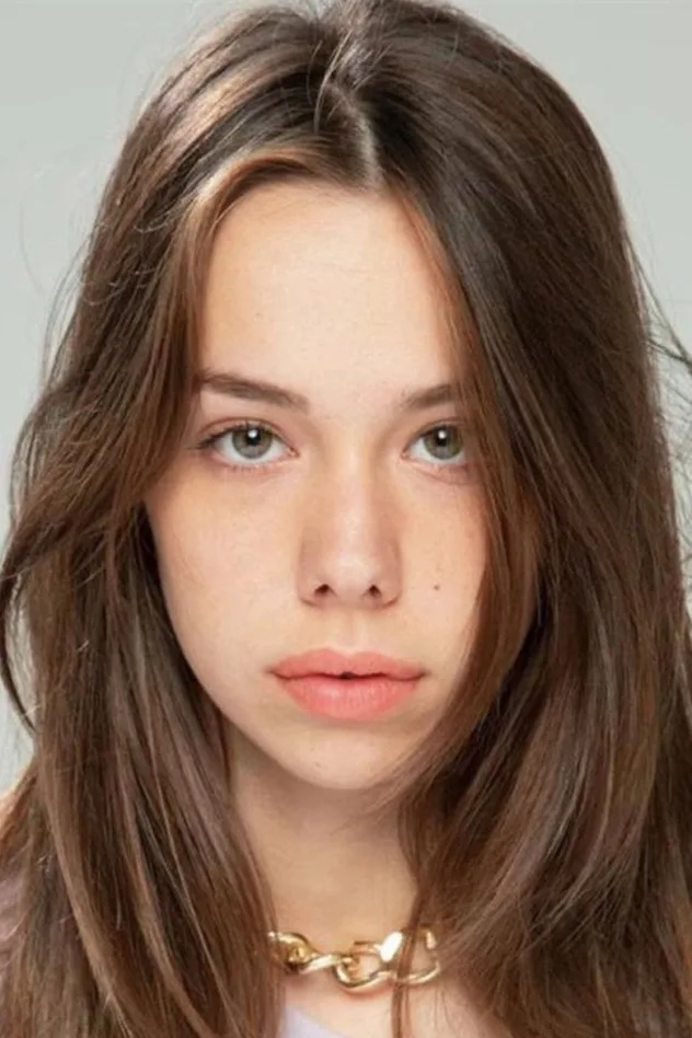 Kim Higelin fotoğrafı