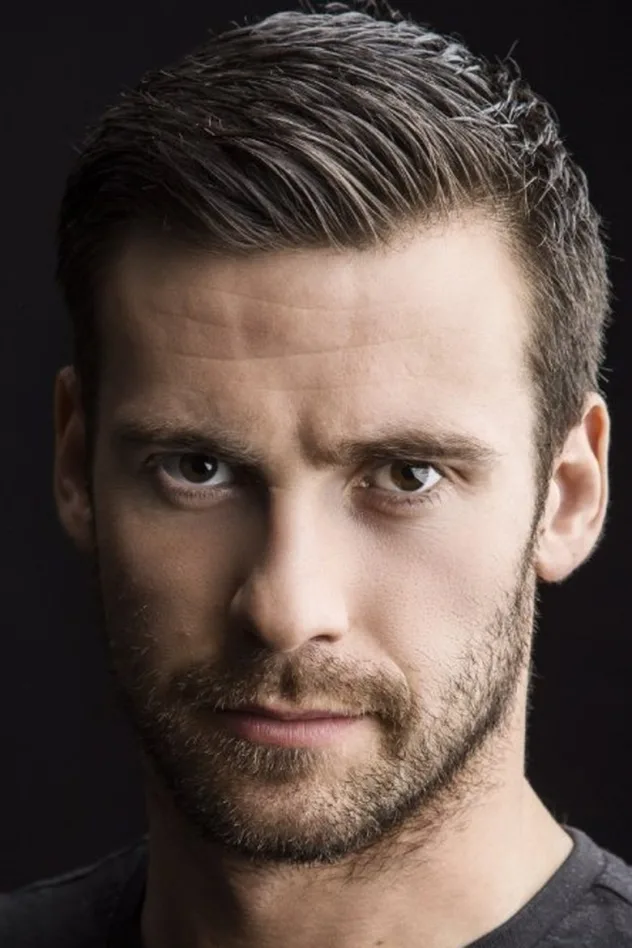 Mark Rowley fotoğrafı