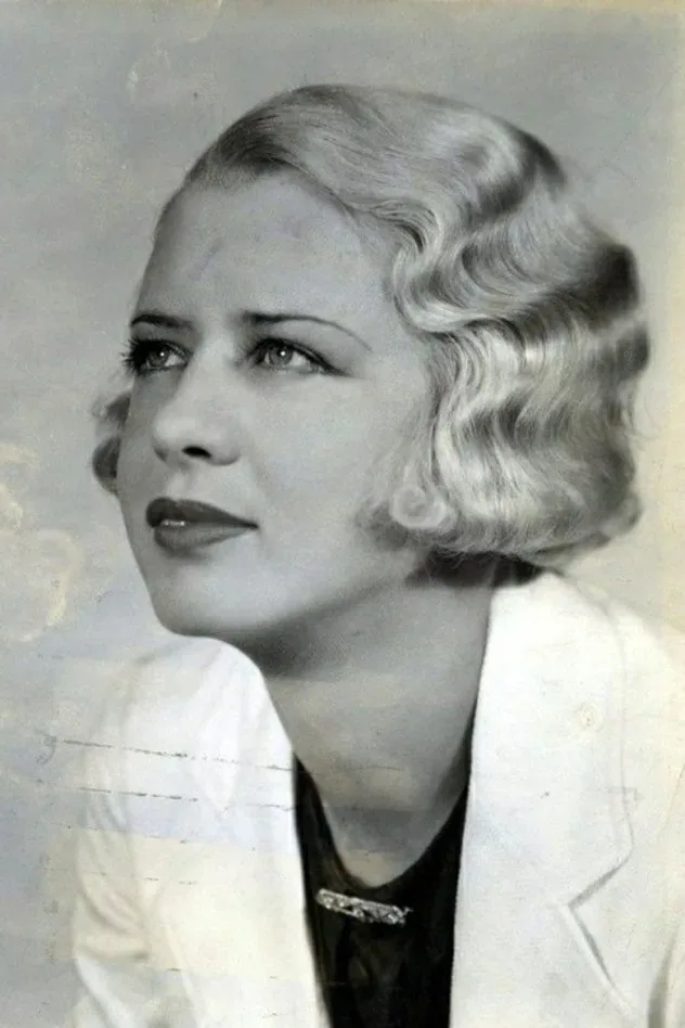 صورة الغلاف لـ Ruth Lee