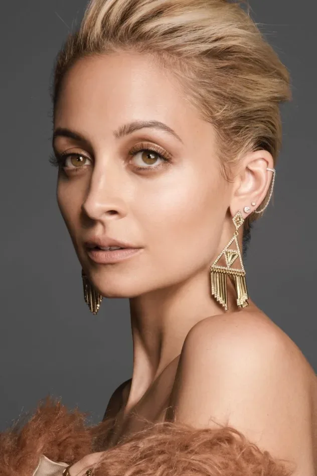 Обложка для Nicole Richie