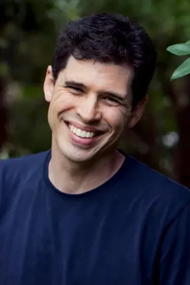 Max Brooks fotoğrafı
