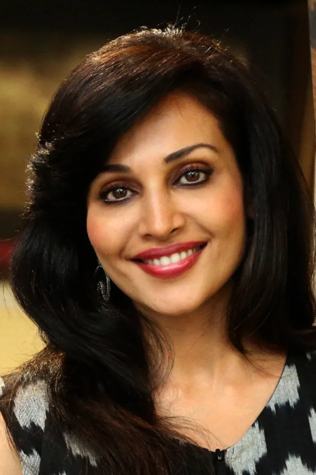 Flora Saini fotoğrafı