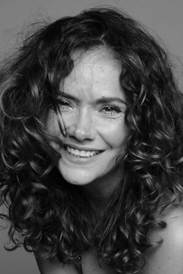 Imagen de portada para Helena Laureano