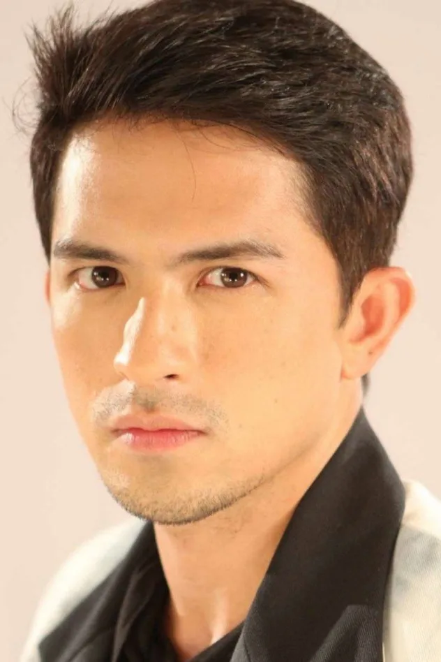 Dennis Trillo fotoğrafı