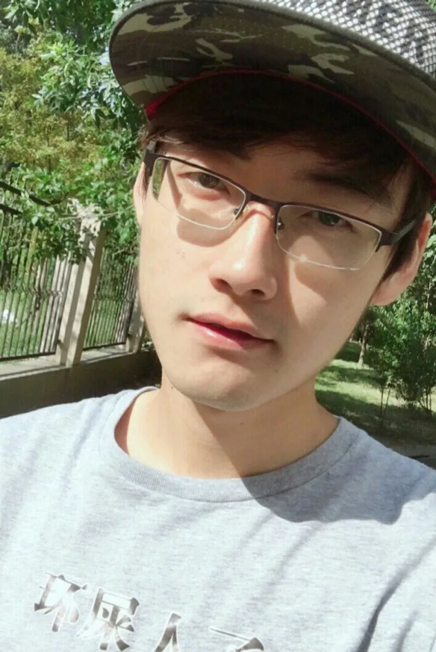 李轻扬 fotoğrafı