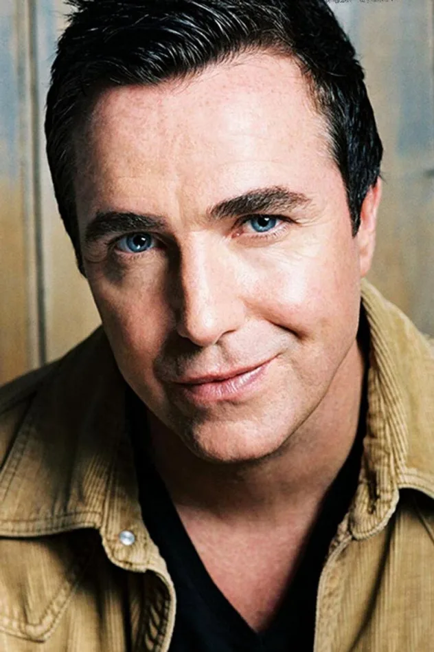 Paul McGillion fotoğrafı