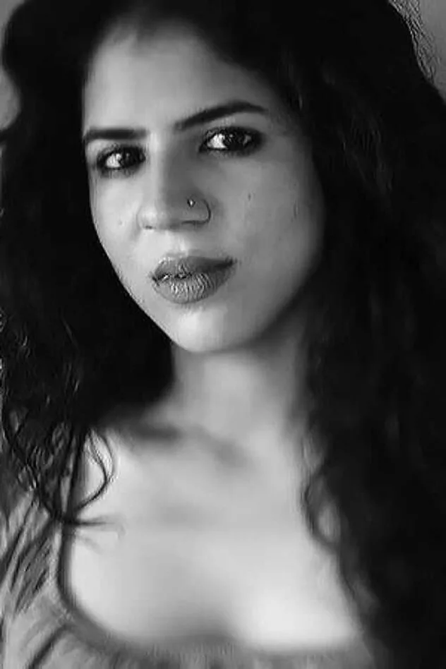 Mansi Multani fotoğrafı