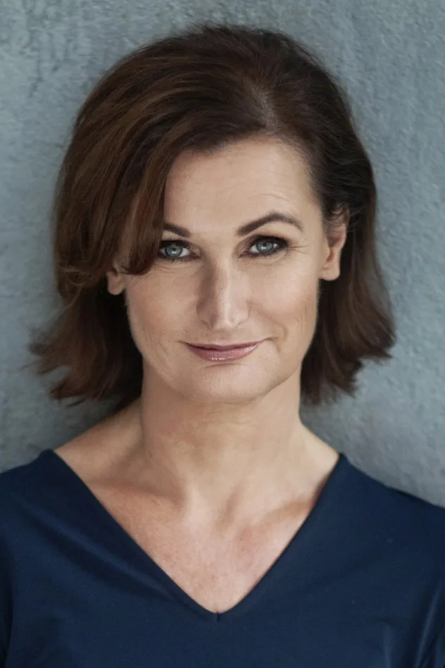 Viveca Sten fotoğrafı