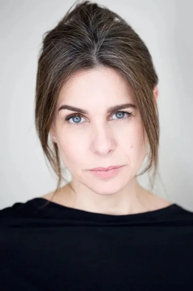 Angela Figueiredo için kapak görseli