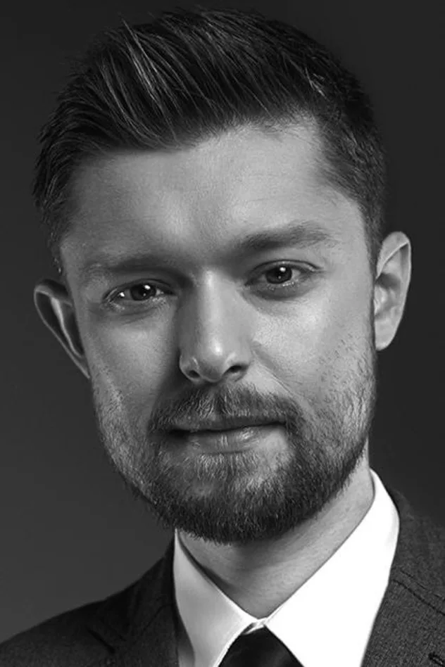 Remigiusz Mróz fotoğrafı