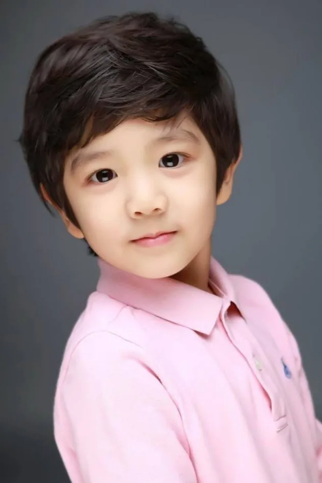 Jung Yoo Geun fotoğrafı