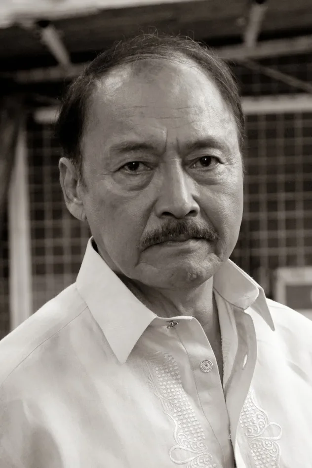 Robert Arevalo fotoğrafı