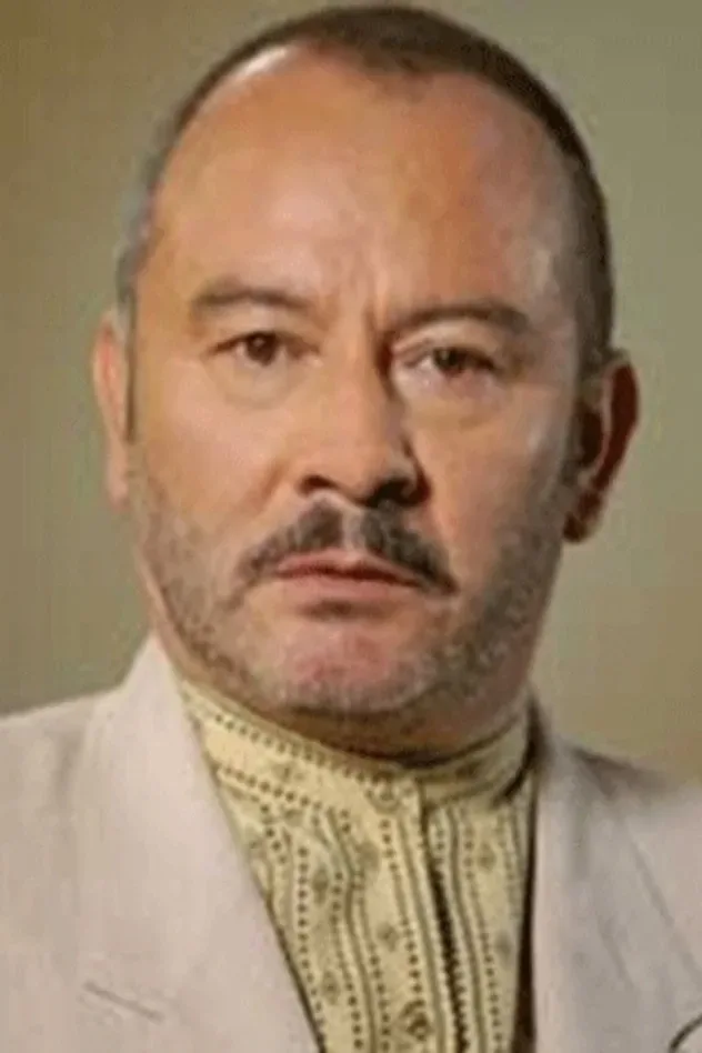 Обложка для César Mora