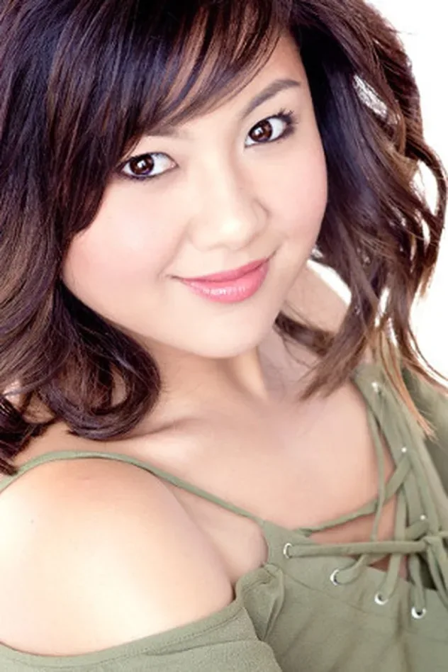 صورة الغلاف لـ Mallory Low