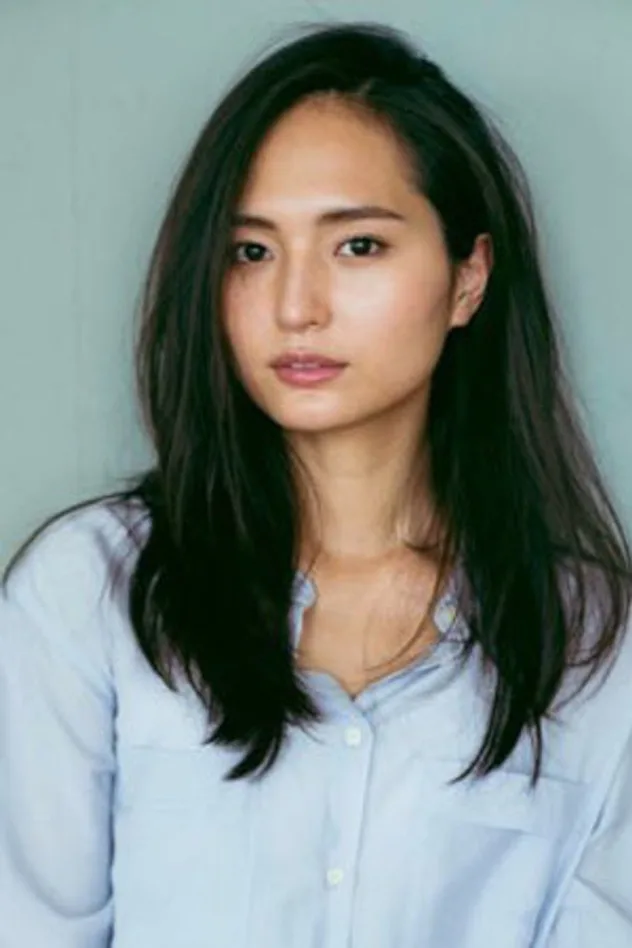 山賀琴子 fotoğrafı