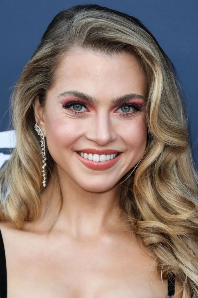 Anne Winters fotoğrafı