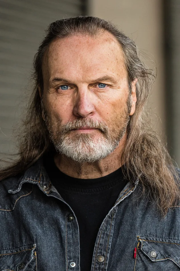 John Henry Whitaker fotoğrafı