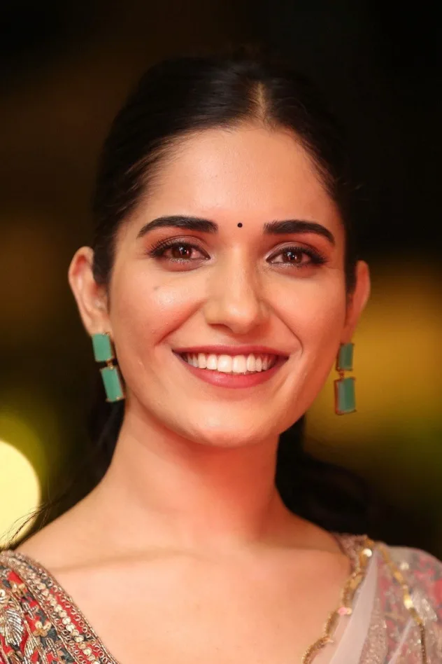 Ruhani Sharma fotoğrafı