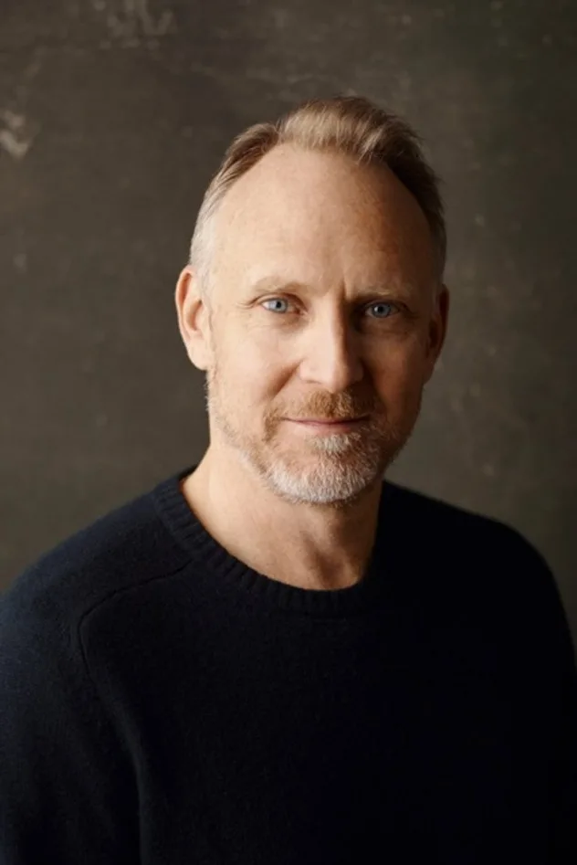 Nicholas Tomnay fotoğrafı