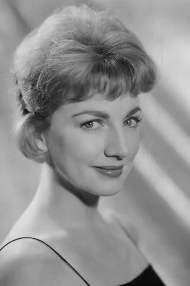 Allyn Ann McLerie fotoğrafı