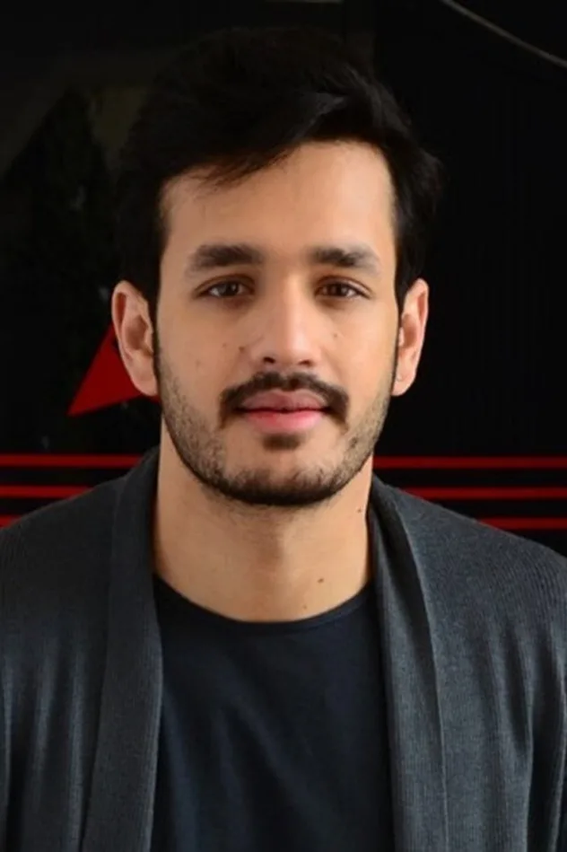Akhil Akkineni fotoğrafı