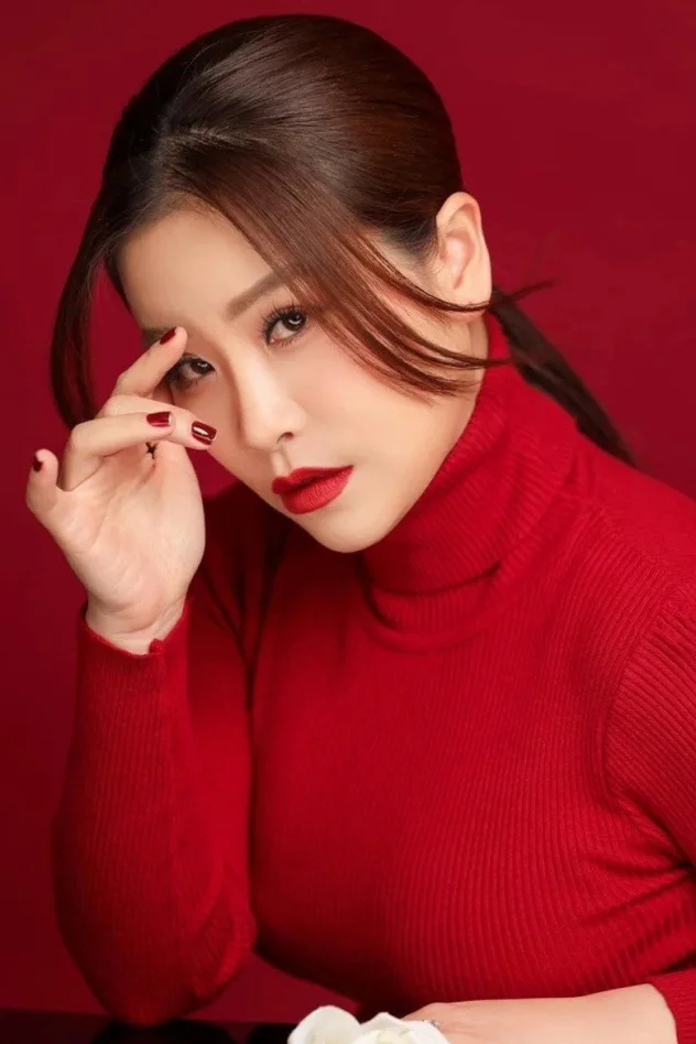 Kiều Linh fotoğrafı