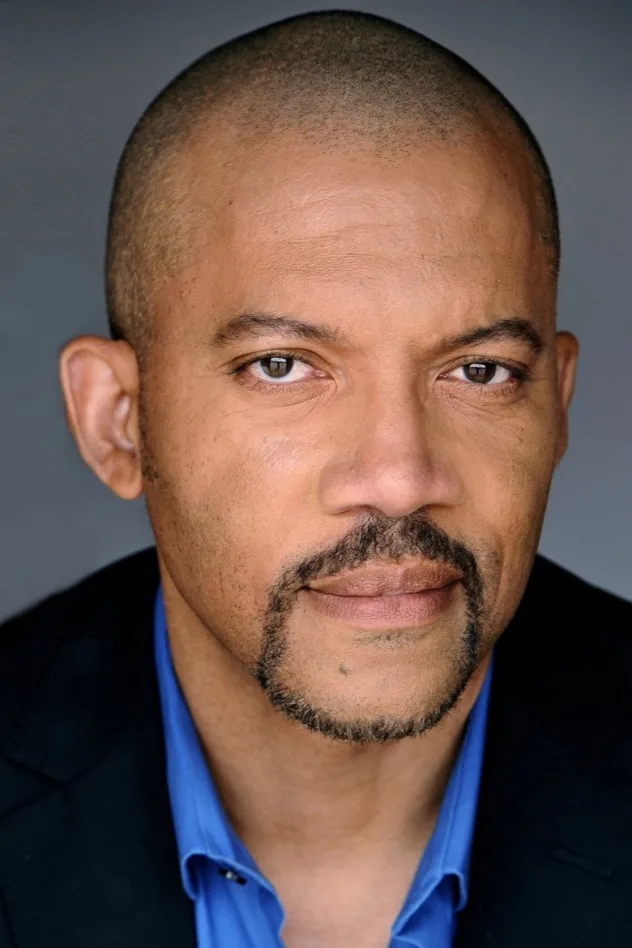 Christopher B. Duncan fotoğrafı