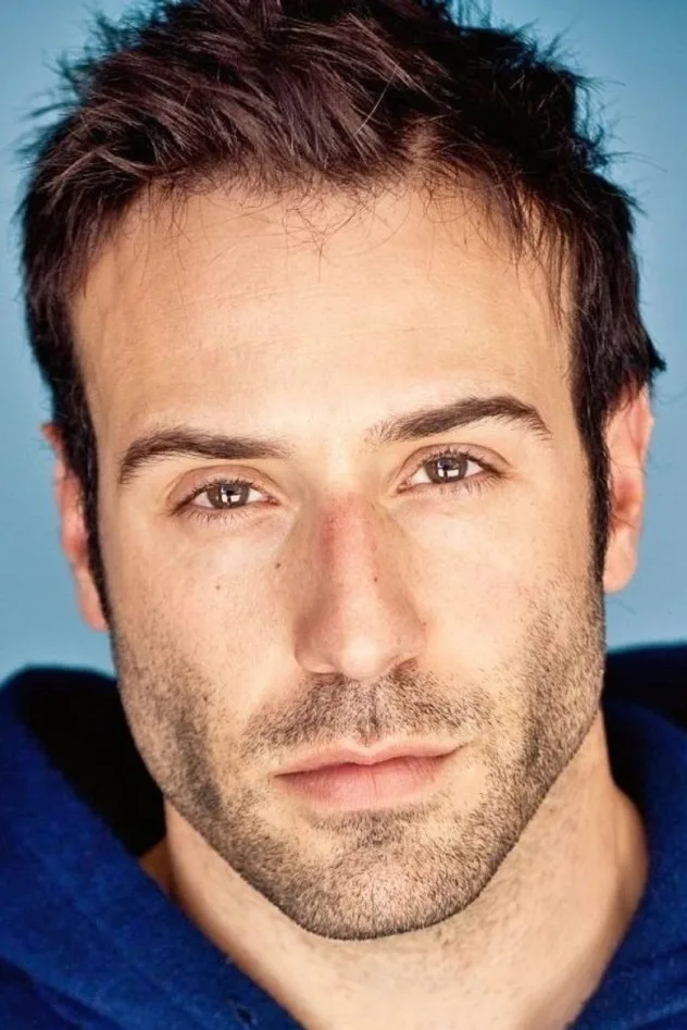 Coby Ryan McLaughlin fotoğrafı