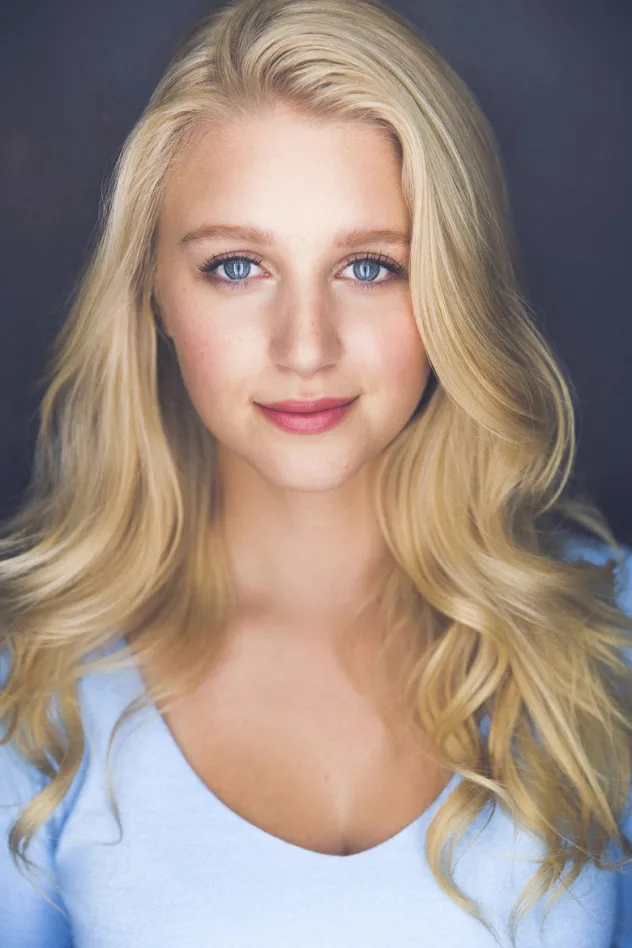 Julia Schlaepfer fotoğrafı