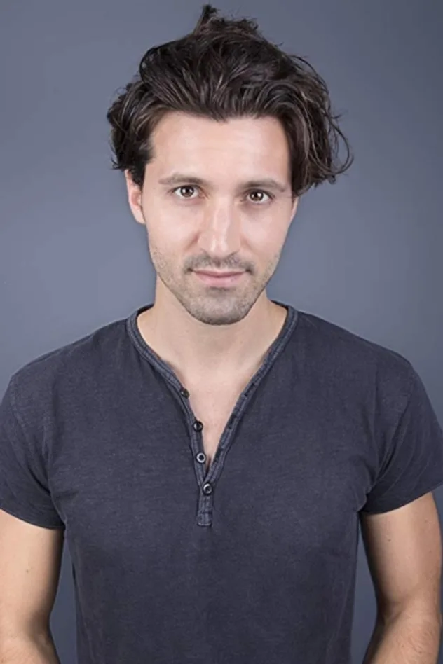 Adam Bucci fotoğrafı