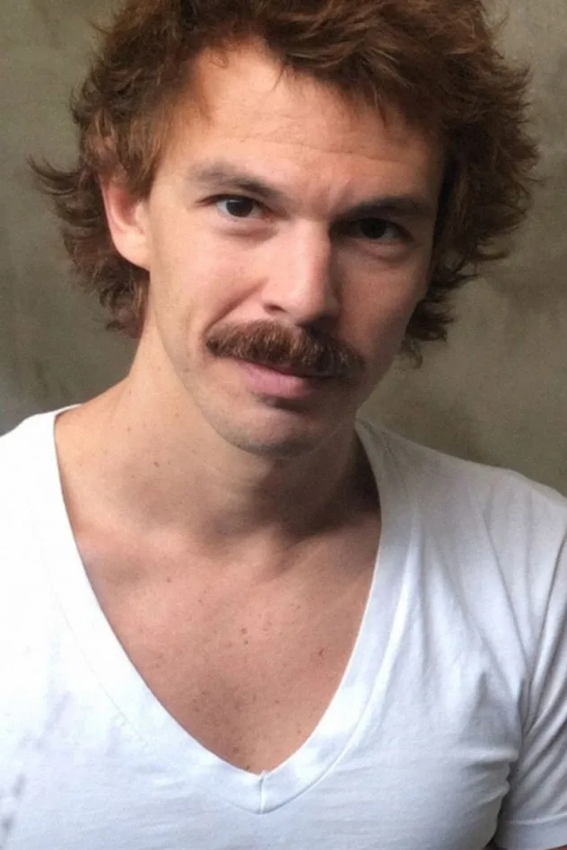 Esmir Filho fotoğrafı