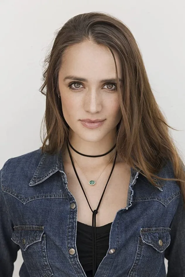 Alexandra Harris fotoğrafı
