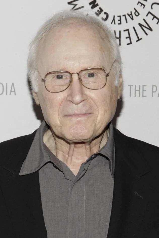 George Coe fotoğrafı