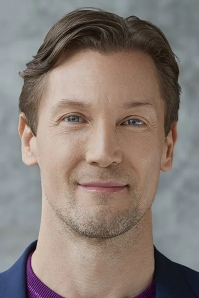 Adam Ambruso fotoğrafı