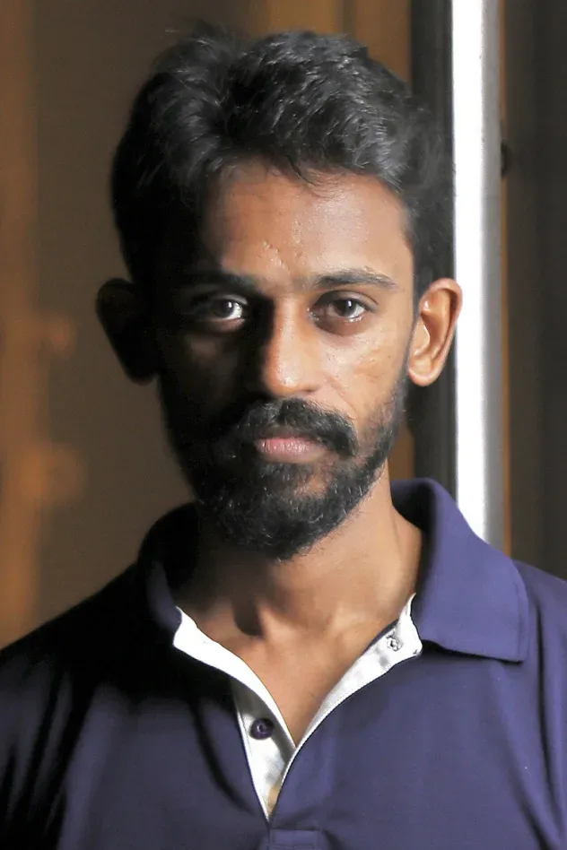 Cover image for Mathi Maran