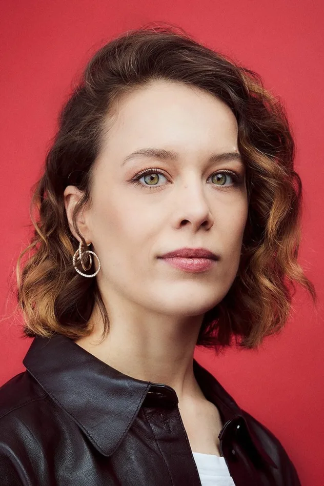 Paula Beer fotoğrafı