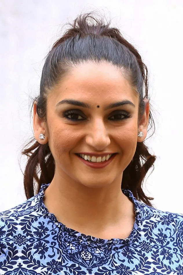 Ragini Dwivedi fotoğrafı