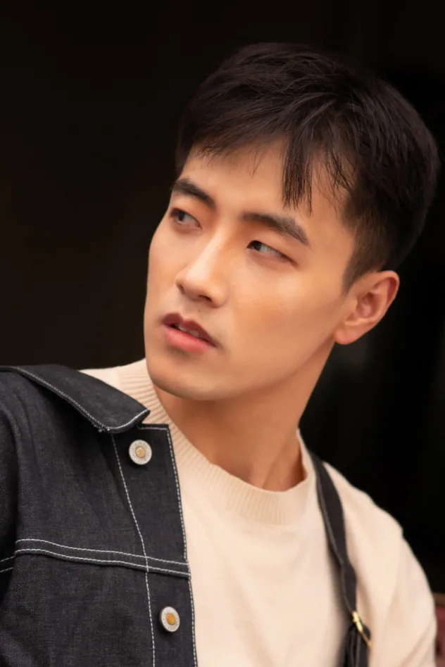 Wu Yixun fotoğrafı