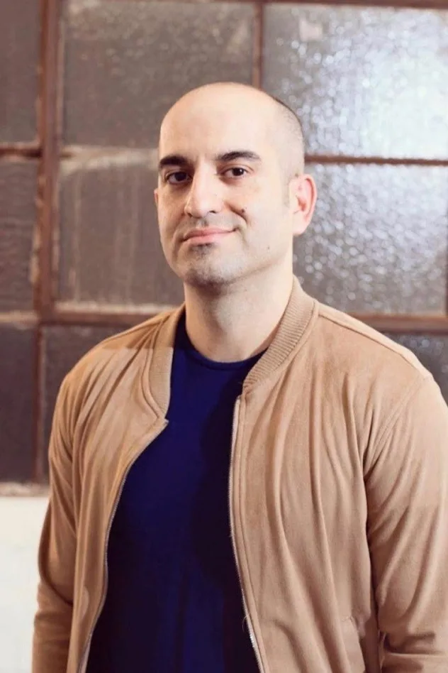 Matt Eskandari fotoğrafı