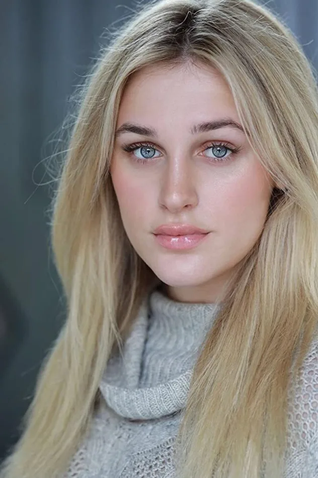 Madi Monroe fotoğrafı