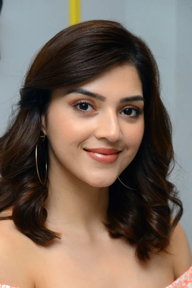 Mehreen Pirzada fotoğrafı