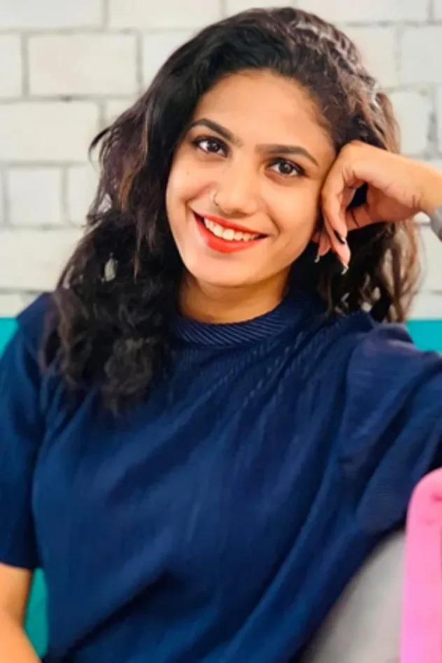 Cover image for Deepa Thomas