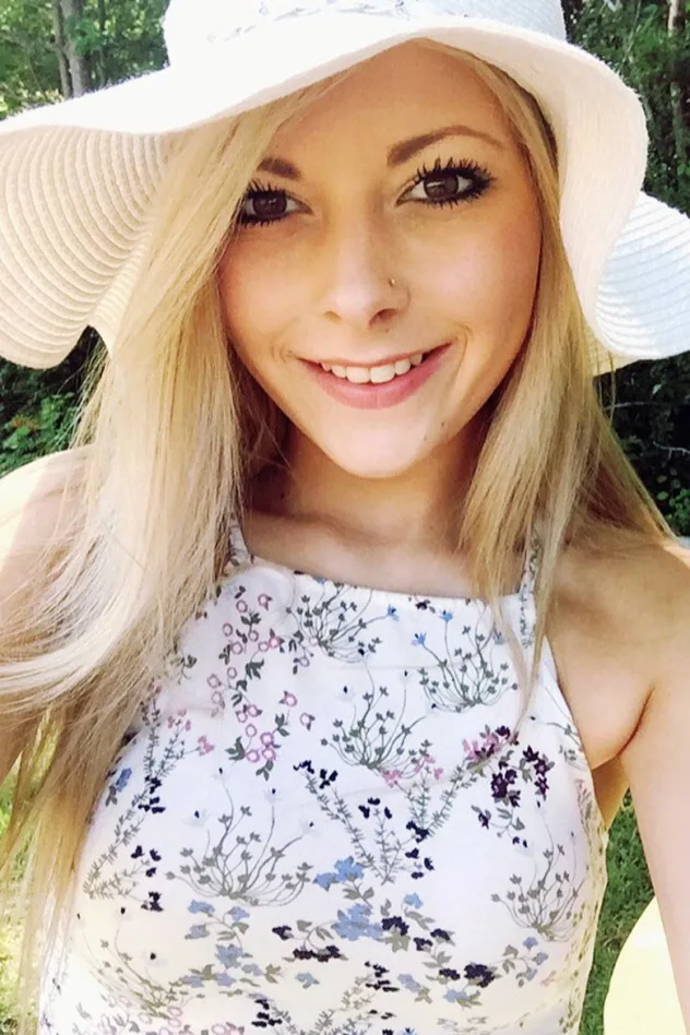 Hayley Amber Smith fotoğrafı