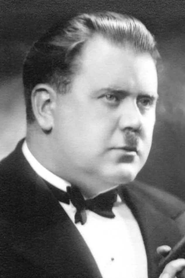 Fred Emney fotoğrafı