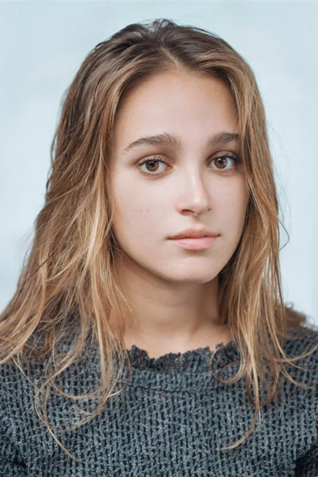 Capucine Valmary fotoğrafı
