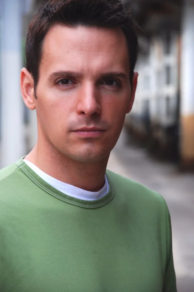 Joshua Rollins fotoğrafı